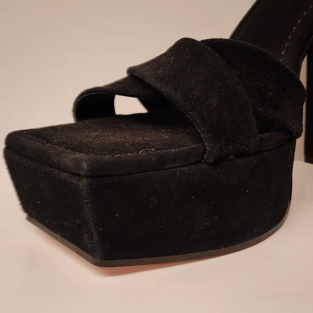 Good American Suede Platform Heels Ankle Strap Black Size 11 (Missing 1 Strap)